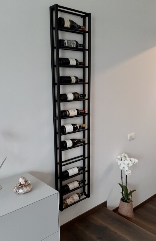 Porta bottiglie vino espositore cantinetta in ferro industriale